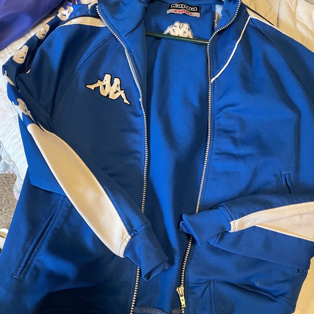 Kappa Jacket Runs Big !